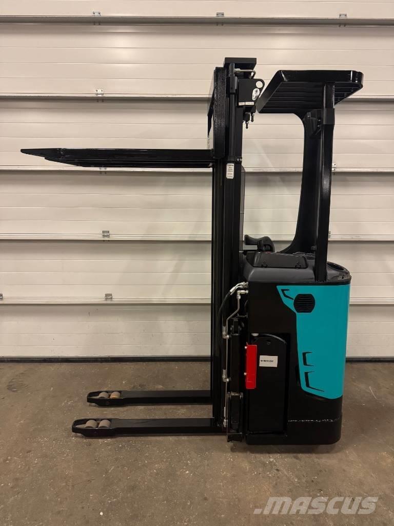 Mitsubishi SBR 12 N Transpaleti autopropulsanti