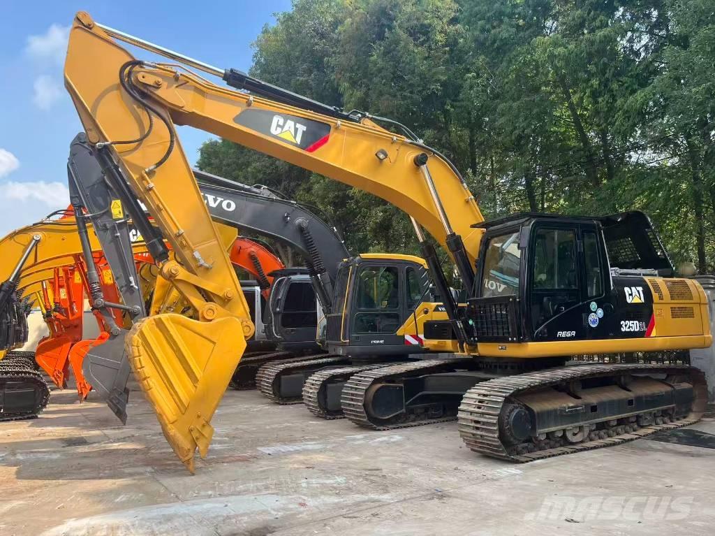 CAT 325 D L Excavatoare pe șenile
