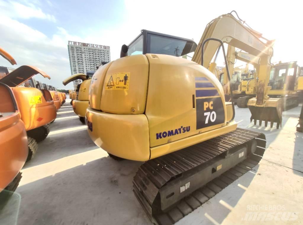 Komatsu PC 70-8 Excavatoare pe șenile
