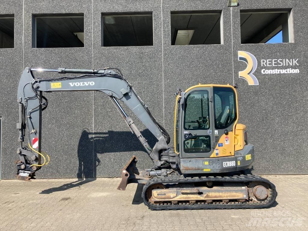 Volvo ECR 88 D Excavatoare 7t - 12t
