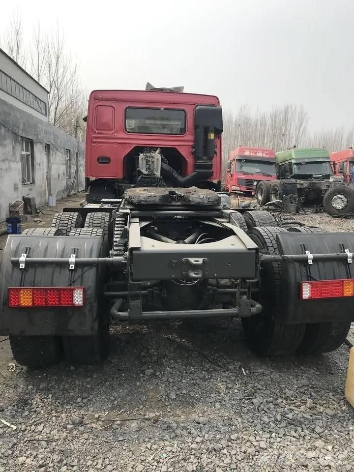 Howo 375 Autotractoare