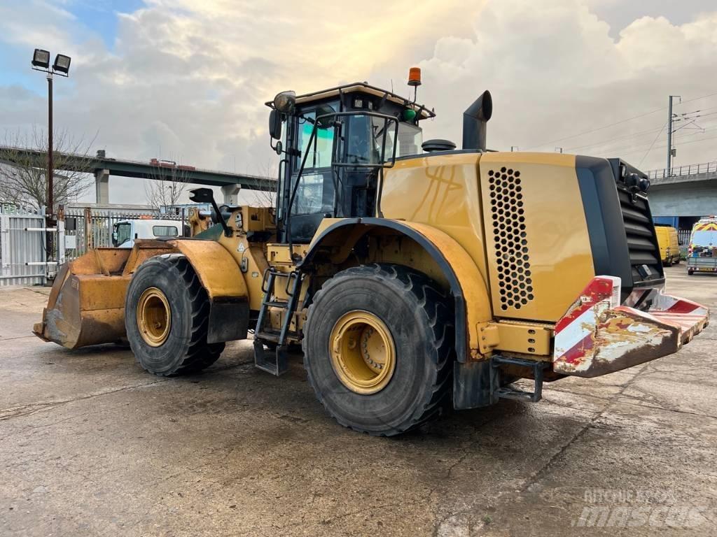 CAT 972 K Incarcator pe pneuri