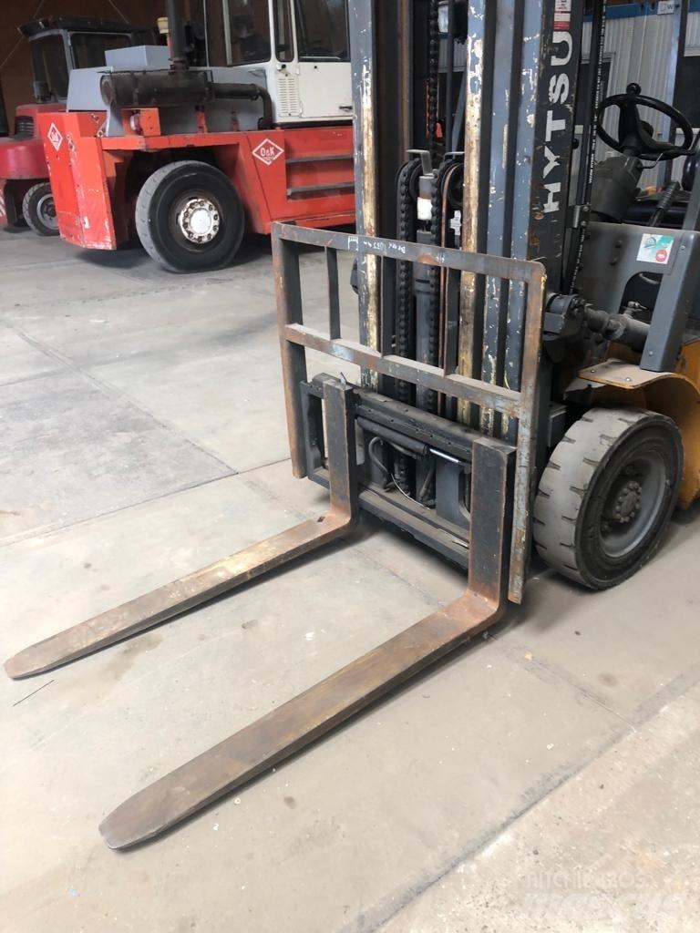 Hytsu CPD 25 Stivuitor electric