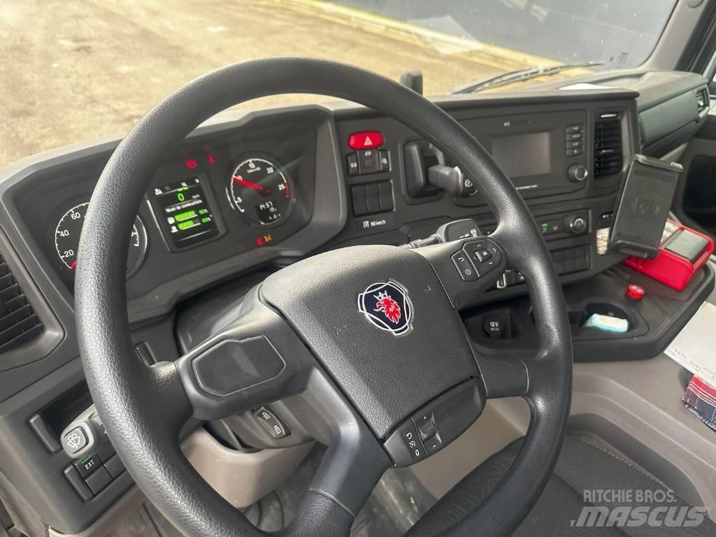 Scania P 370 Camioane cu macara