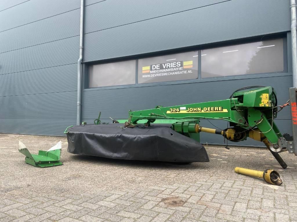 John Deere 324 Cositoare de iarba
