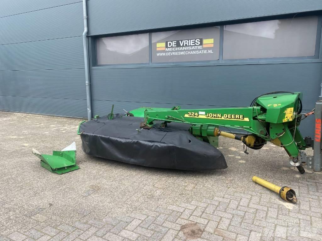 John Deere 324 Cositoare de iarba