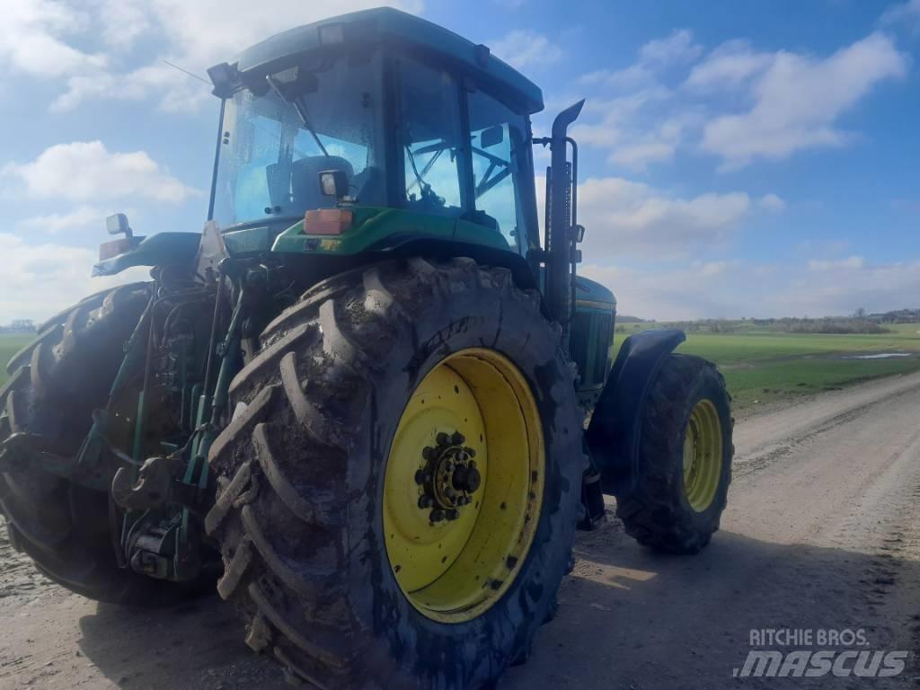 John Deere 7800 Tractoare
