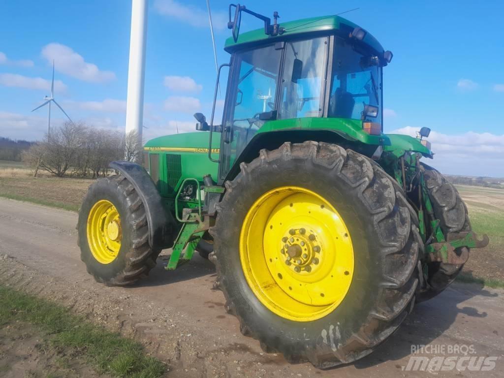 John Deere 7800 Tractoare