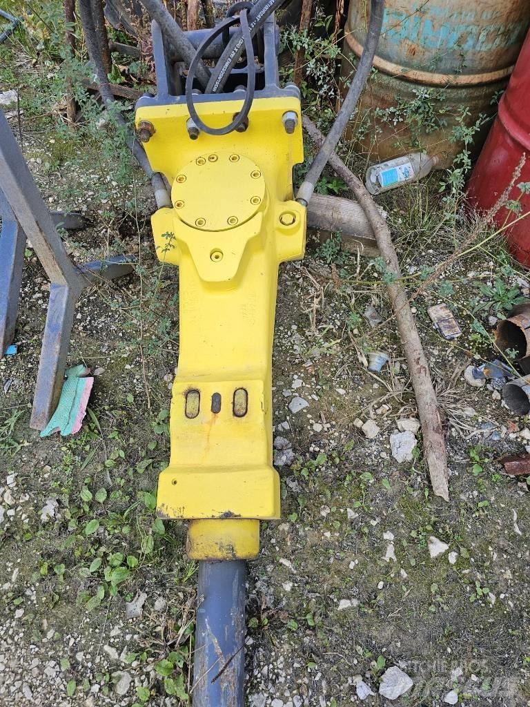 Atlas Copco SB 302 Ciocane / Concasoare