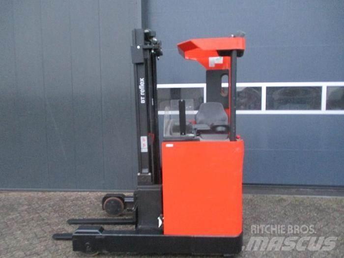 BT RRE 120M Stivuitor cu catarg retractabil