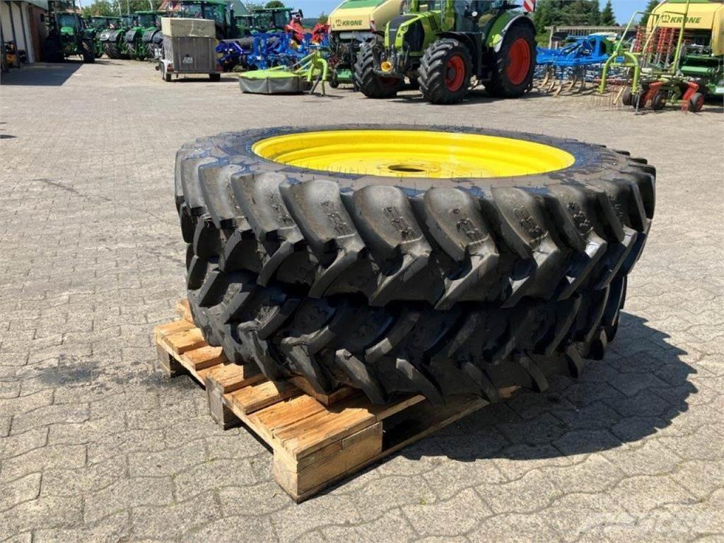 BKT 320/90R42 Roti