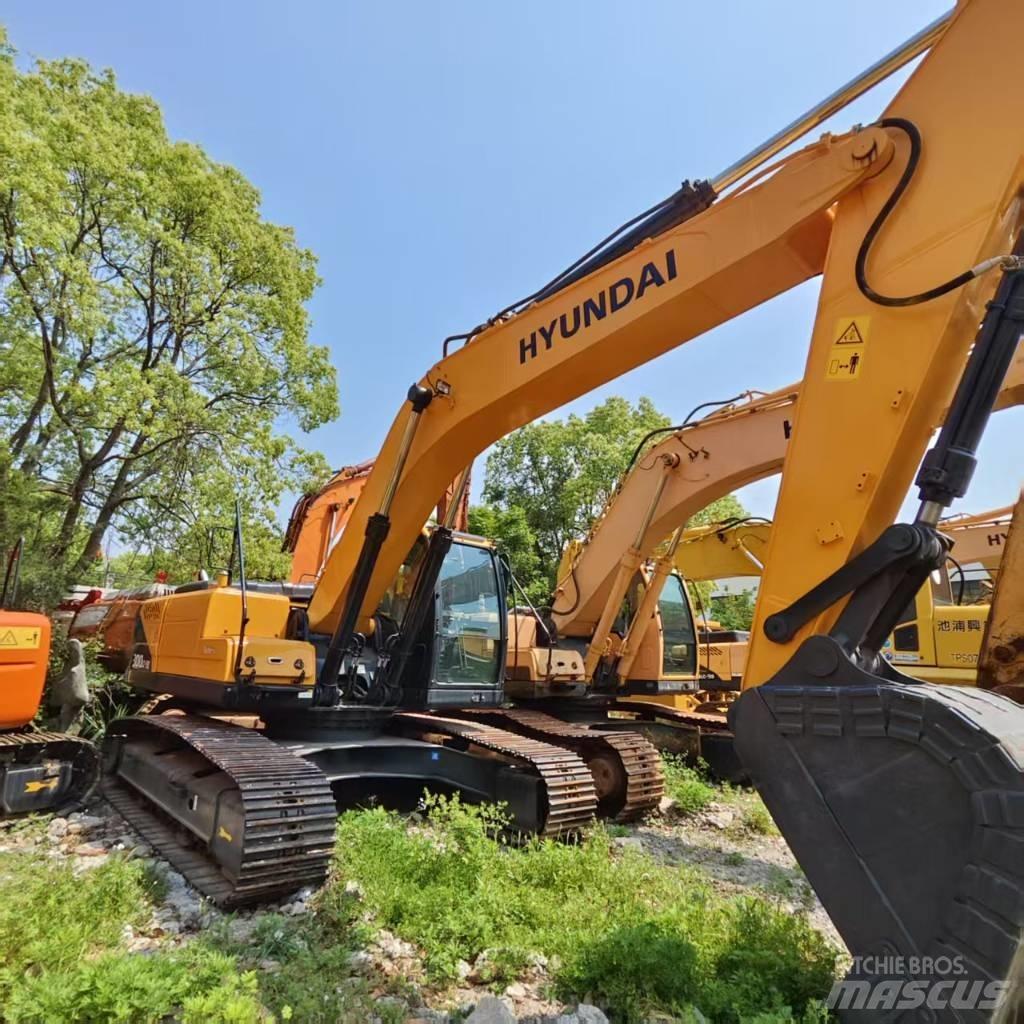 Hyundai 300LC-9S Excavatoare pe șenile
