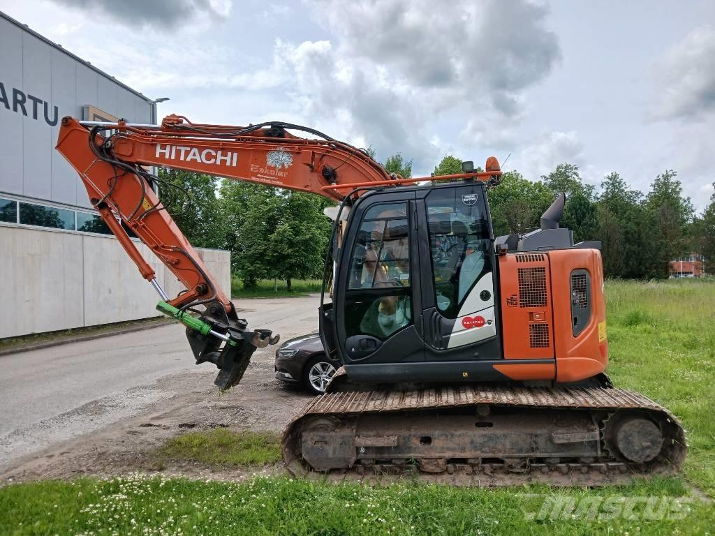 Hitachi ZX 135 US-6 Excavatoare pe șenile
