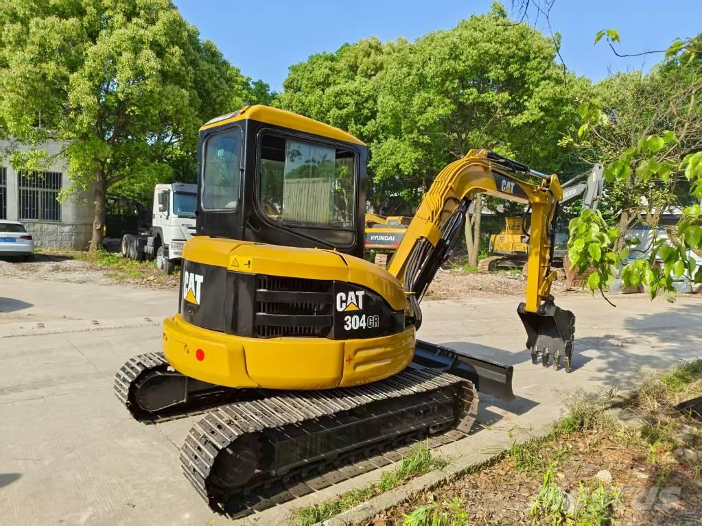 CAT 304 CR Mini excavatoare < 7t