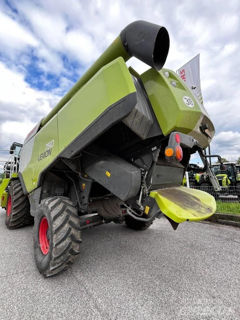 CLAAS Lexion 750 Combine de secerat