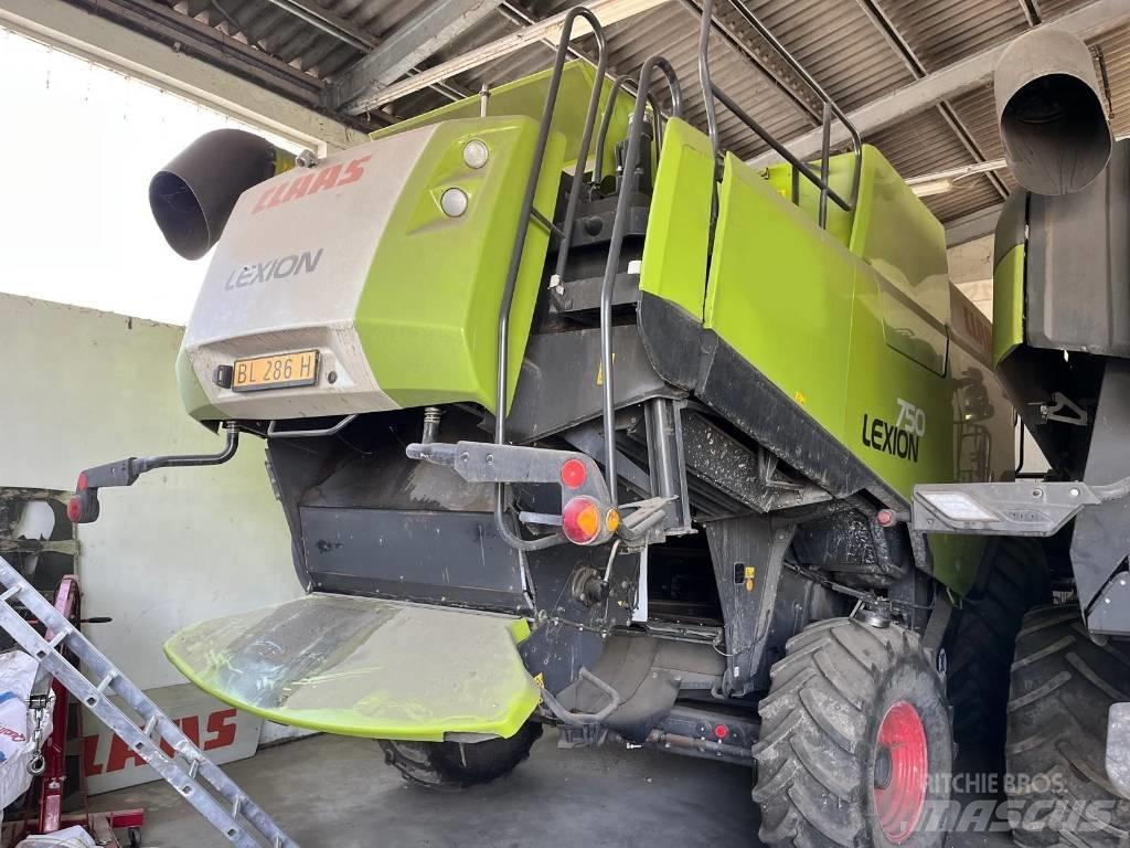 CLAAS Lexion 750 Combine de secerat