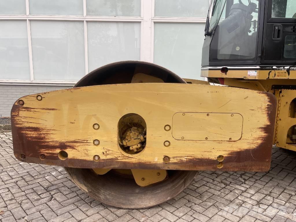 CAT CS 573 E       2004 Compactoare monocilindrice