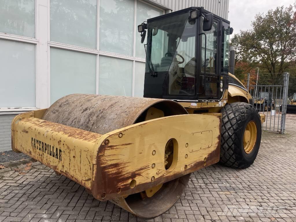 CAT CS 573 E       2004 Compactoare monocilindrice