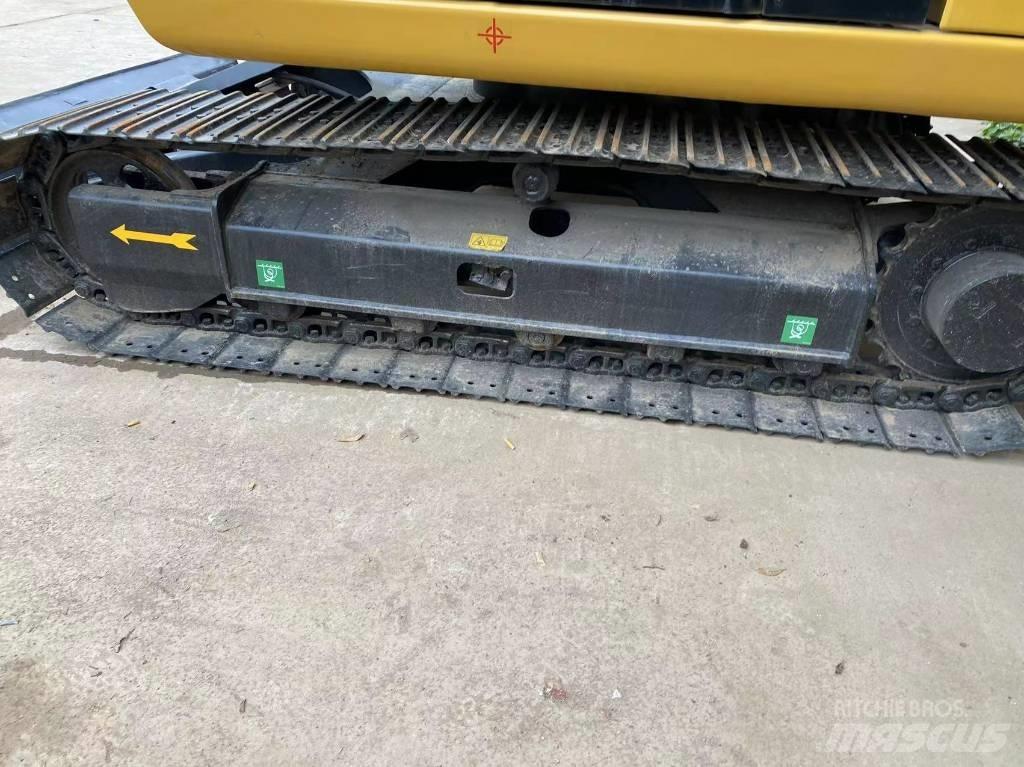 CAT 307 Excavatoare pe șenile
