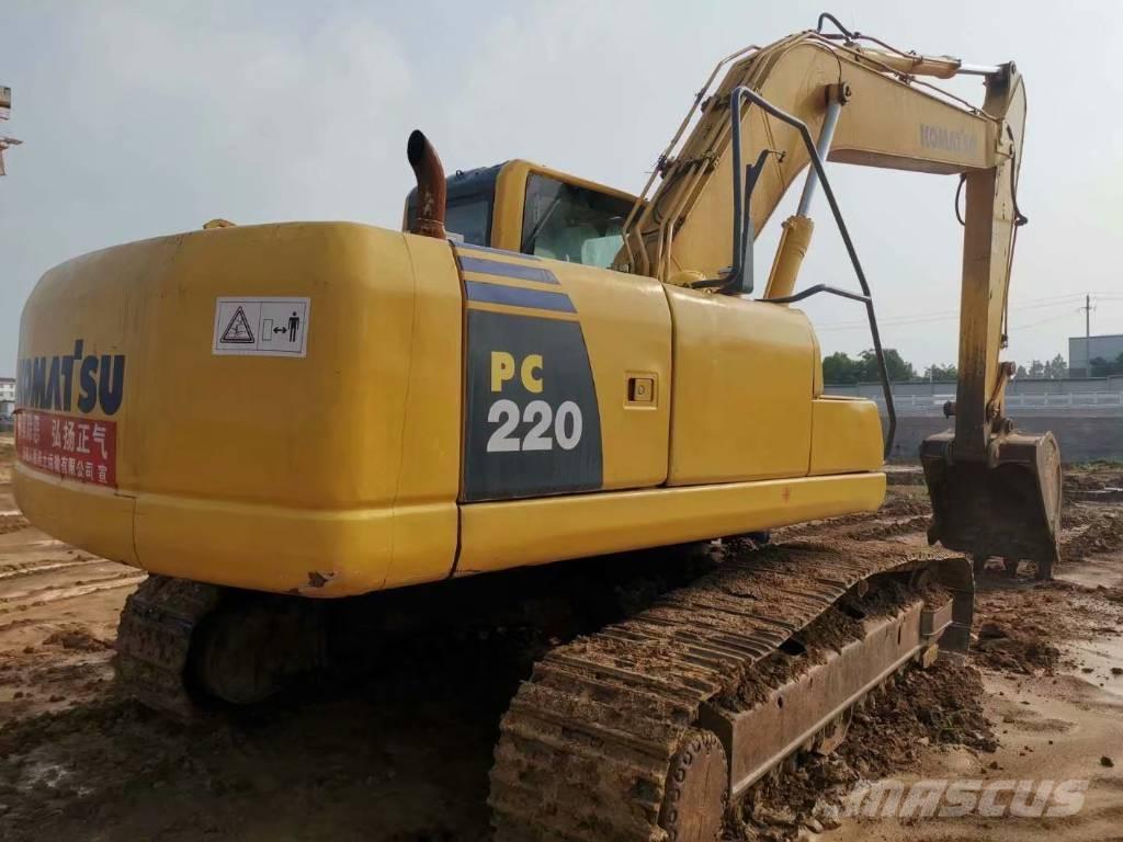 Komatsu PC 220-8 Excavatoare pe șenile

