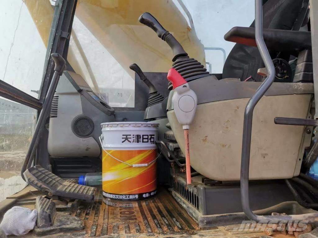 Komatsu PC 220-8 Excavatoare pe șenile
