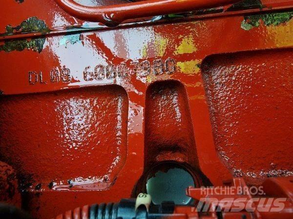 Doosan DL08 Motoare
