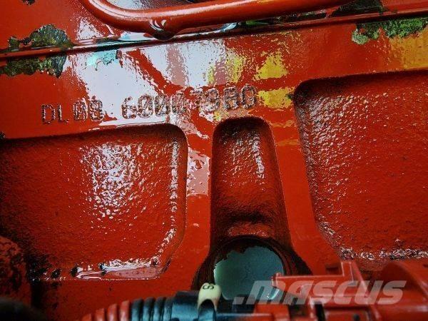 Doosan DL08 Motoare