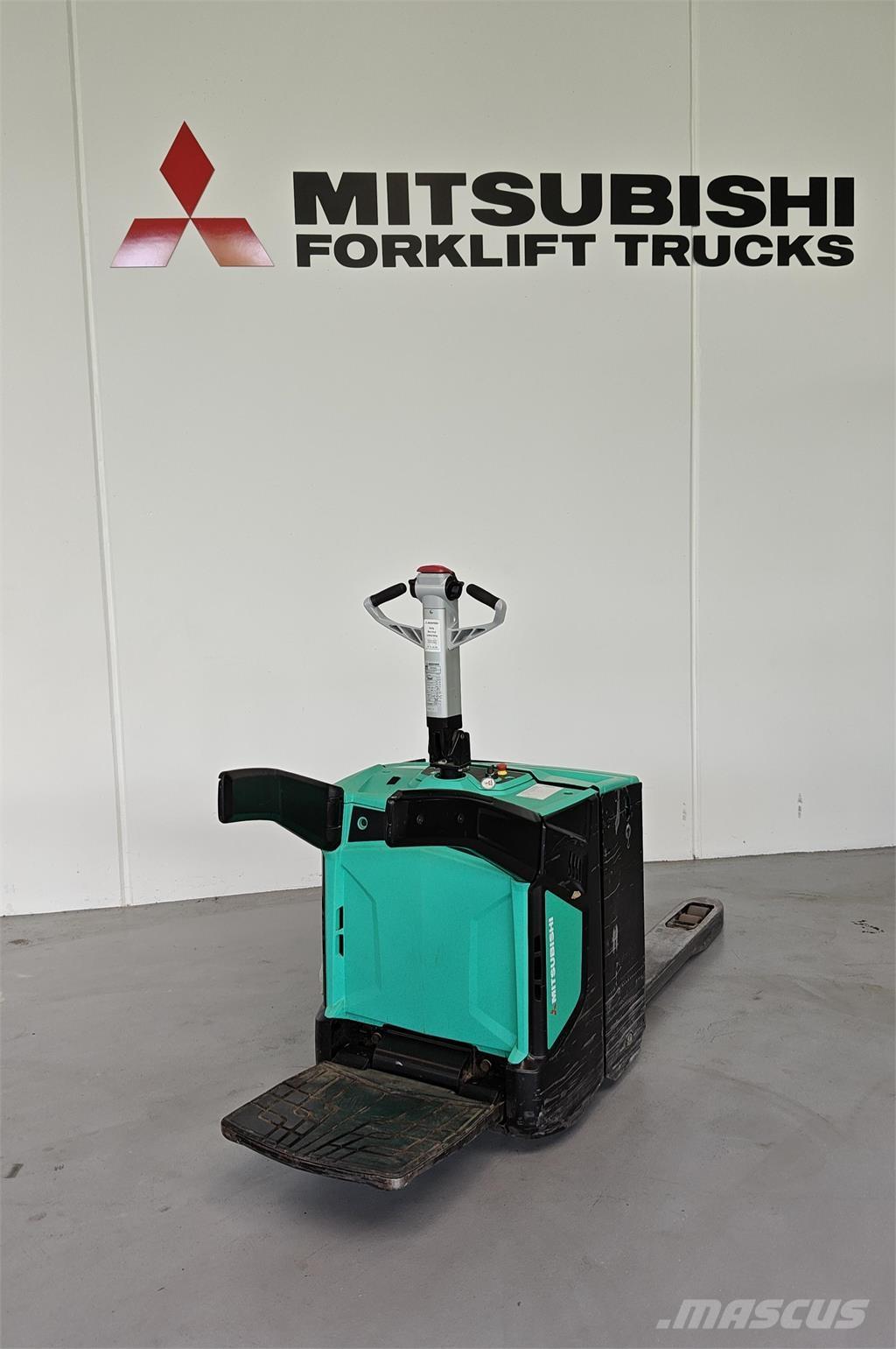 Mitsubishi PBV20N2 Camioane cu platforma