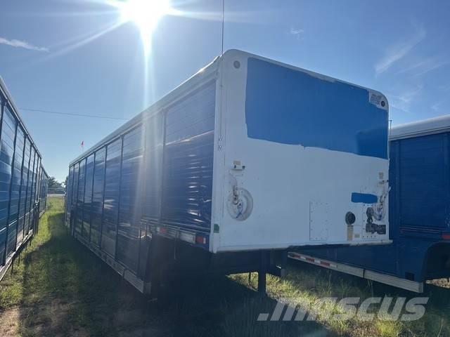 Mickey 16 Bay Remorci transport bauturi