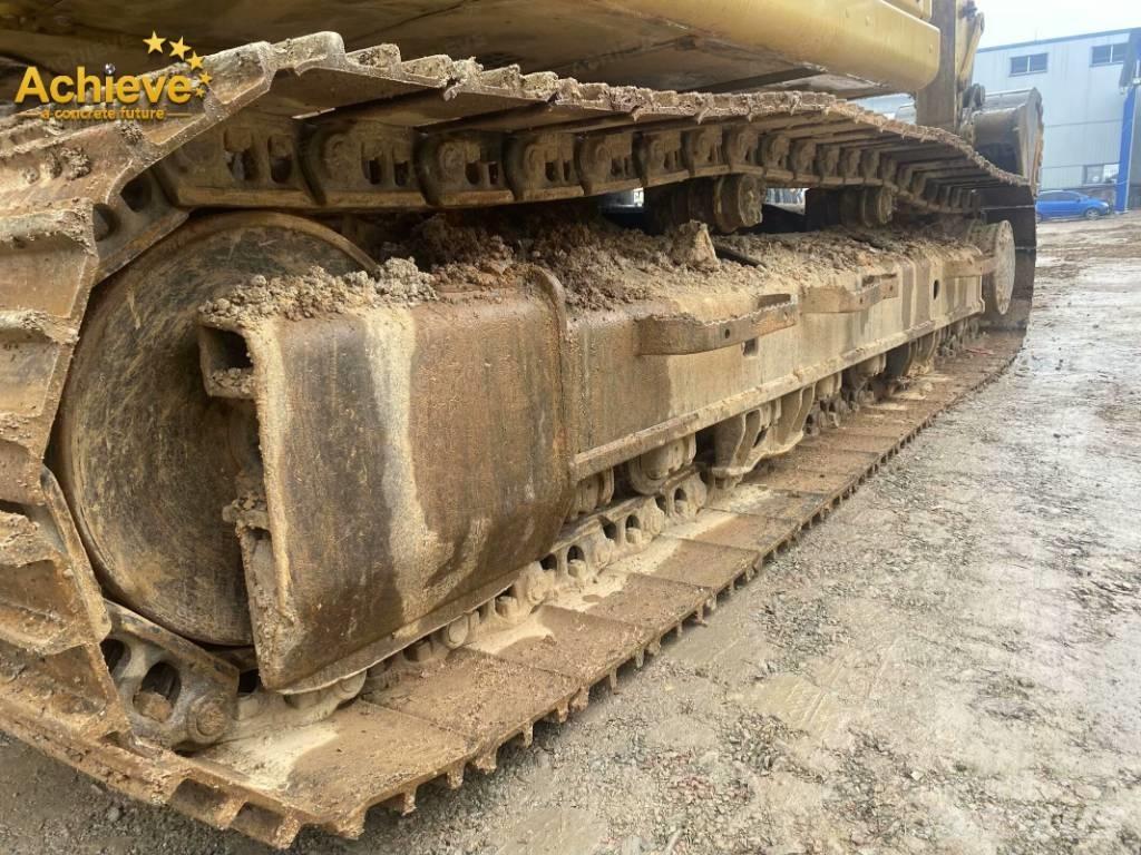 CAT 320 Excavatoare pe șenile
