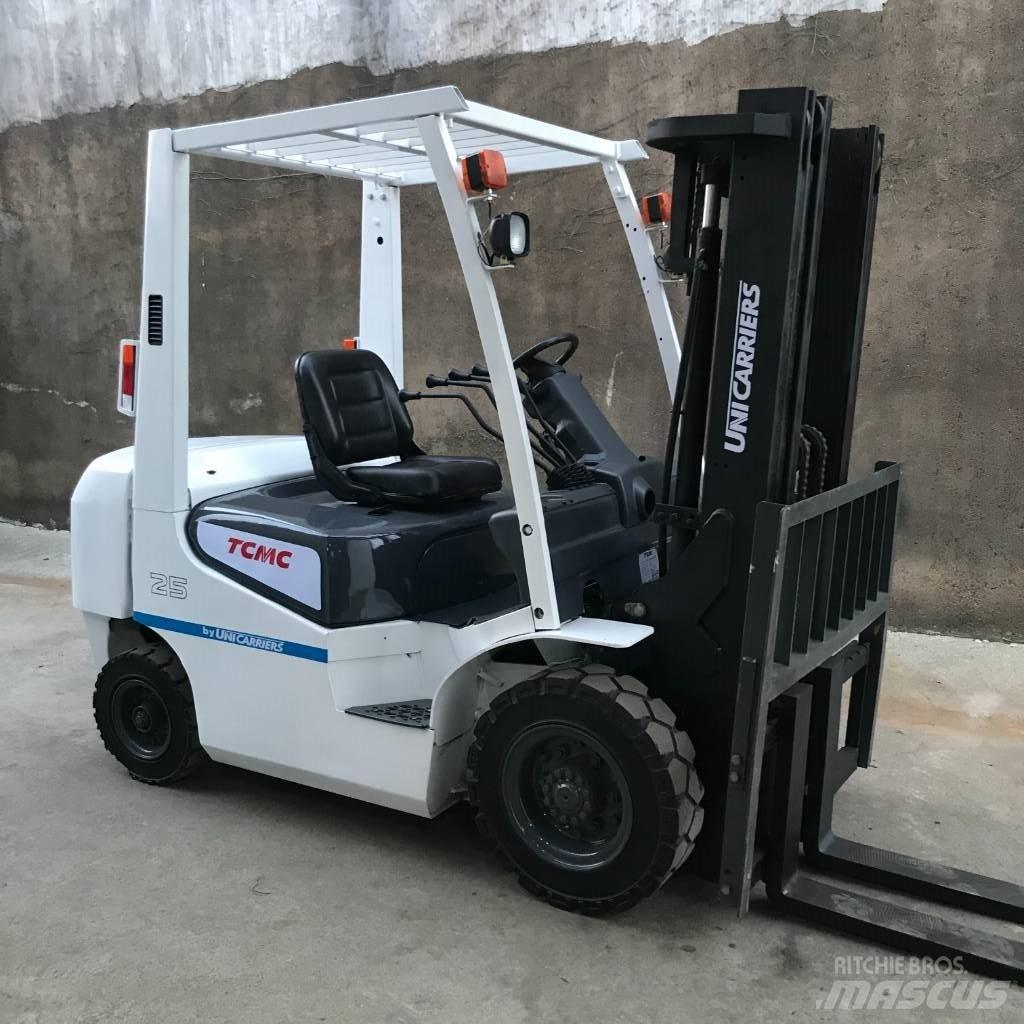 TCM 25 Stivuitor diesel