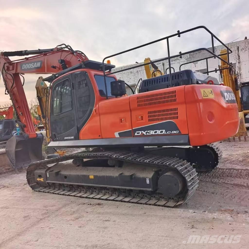 Doosan DX 300LC-9S Excavatoare pe șenile
