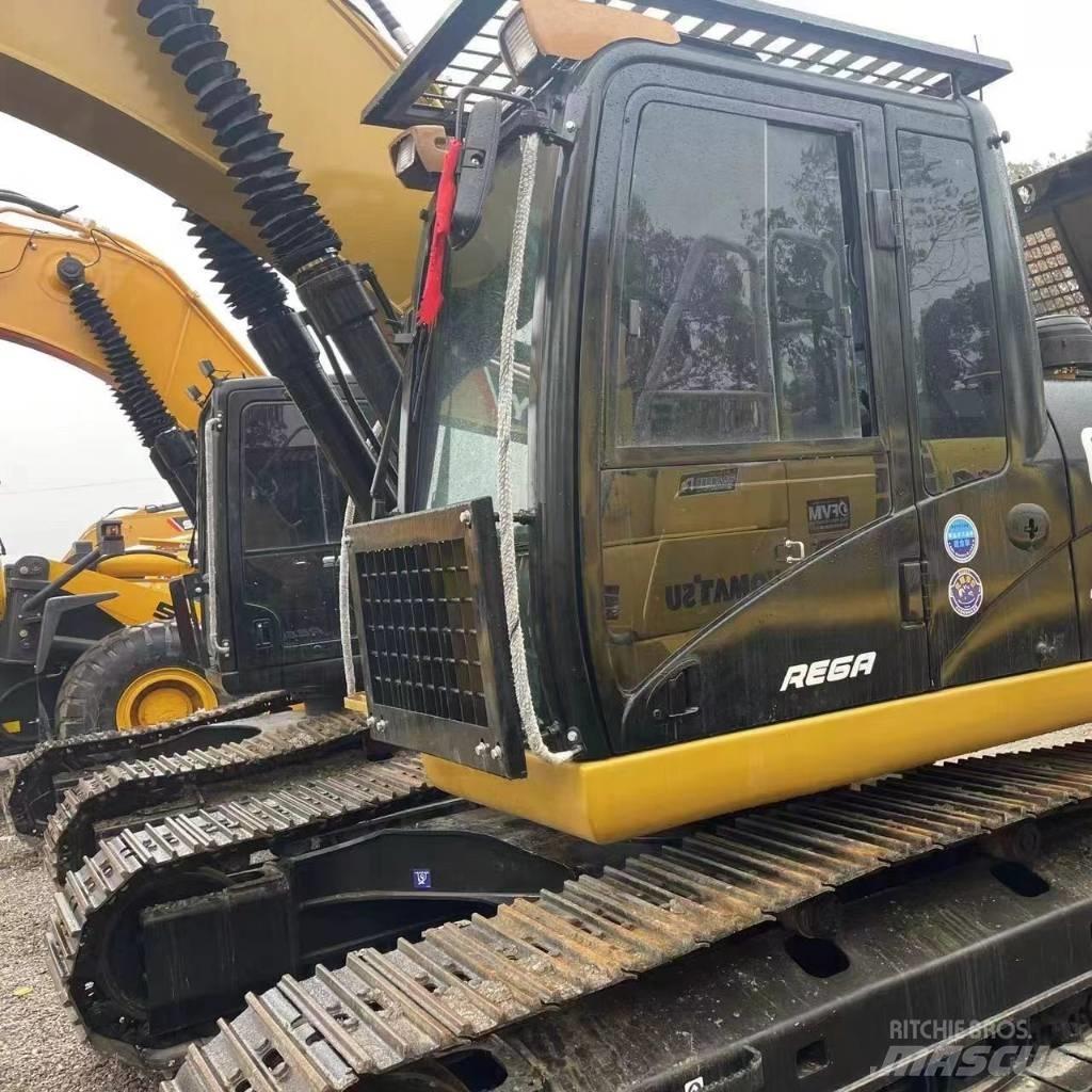 CAT 320 D2 Excavatoare pe șenile
