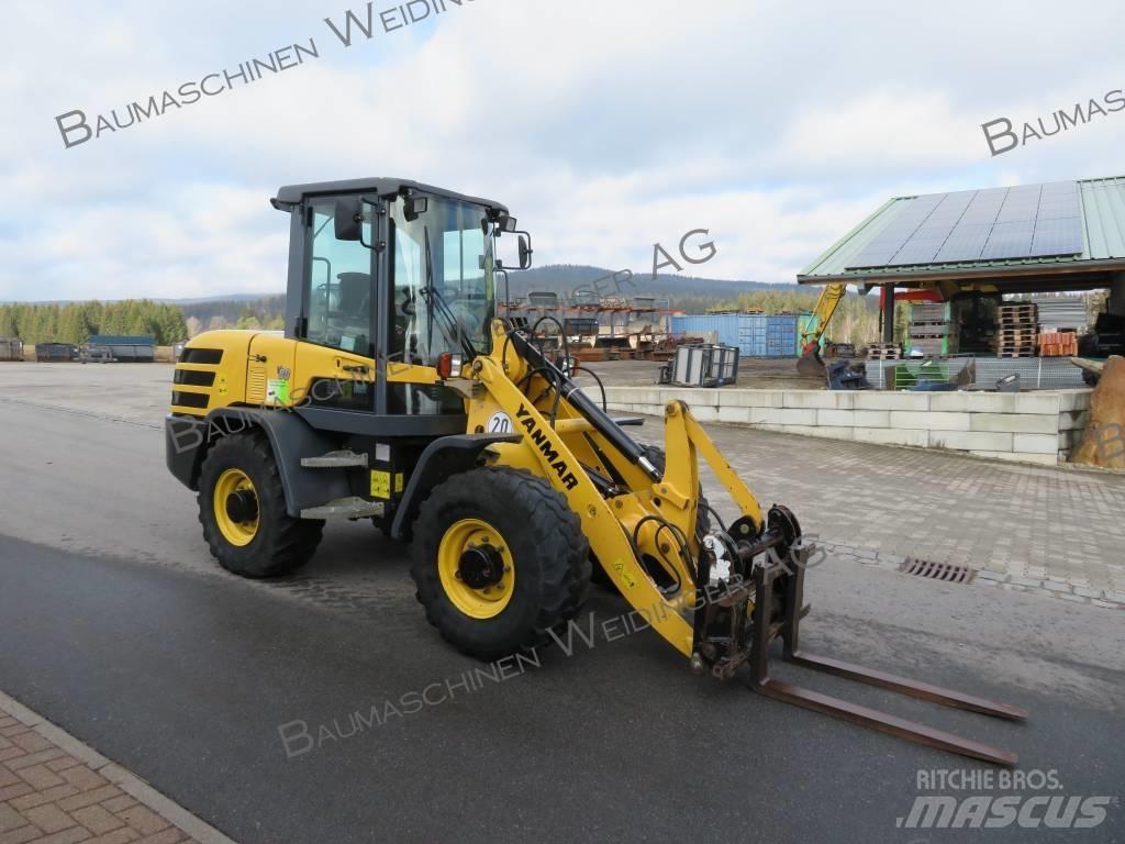 Yanmar V 80 Incarcator pe pneuri