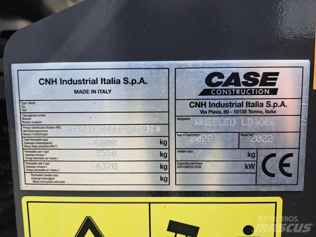 CASE 321 D Incarcator pe pneuri