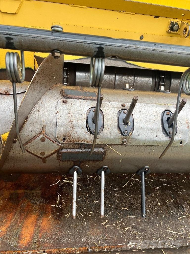 New Holland CR 980 Combine de secerat