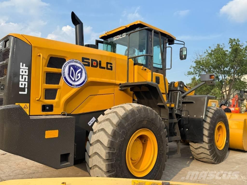 SDLG 958F Incarcator pe pneuri