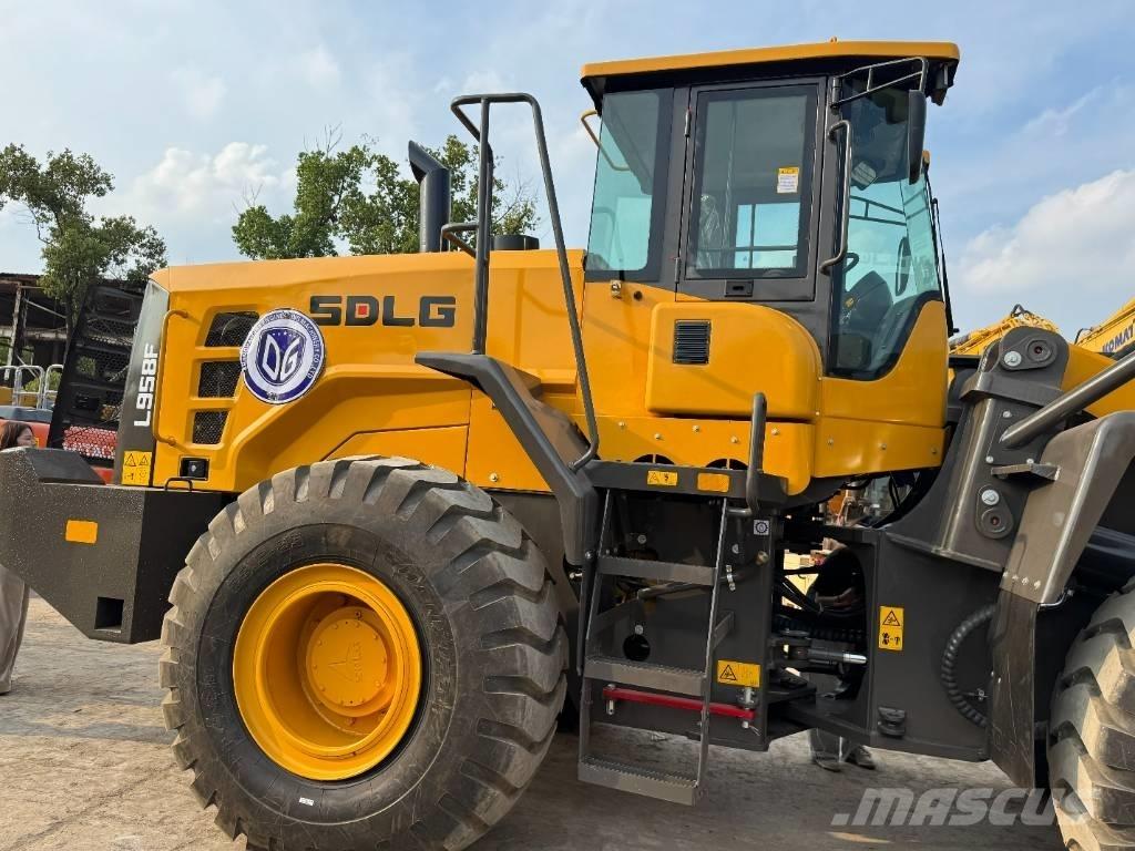 SDLG 958F Incarcator pe pneuri