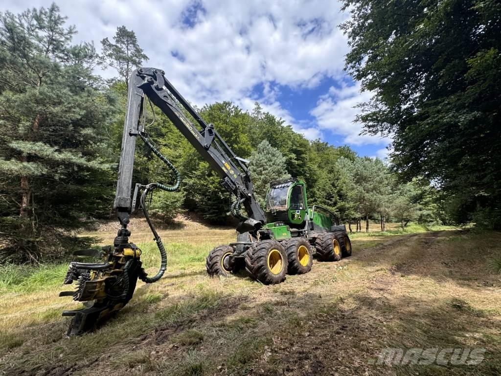 John Deere 11 70 G Combine forestiere