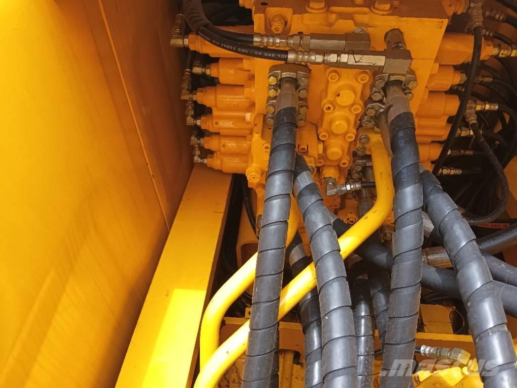 Komatsu PC 220-8 Excavatoare pe șenile
