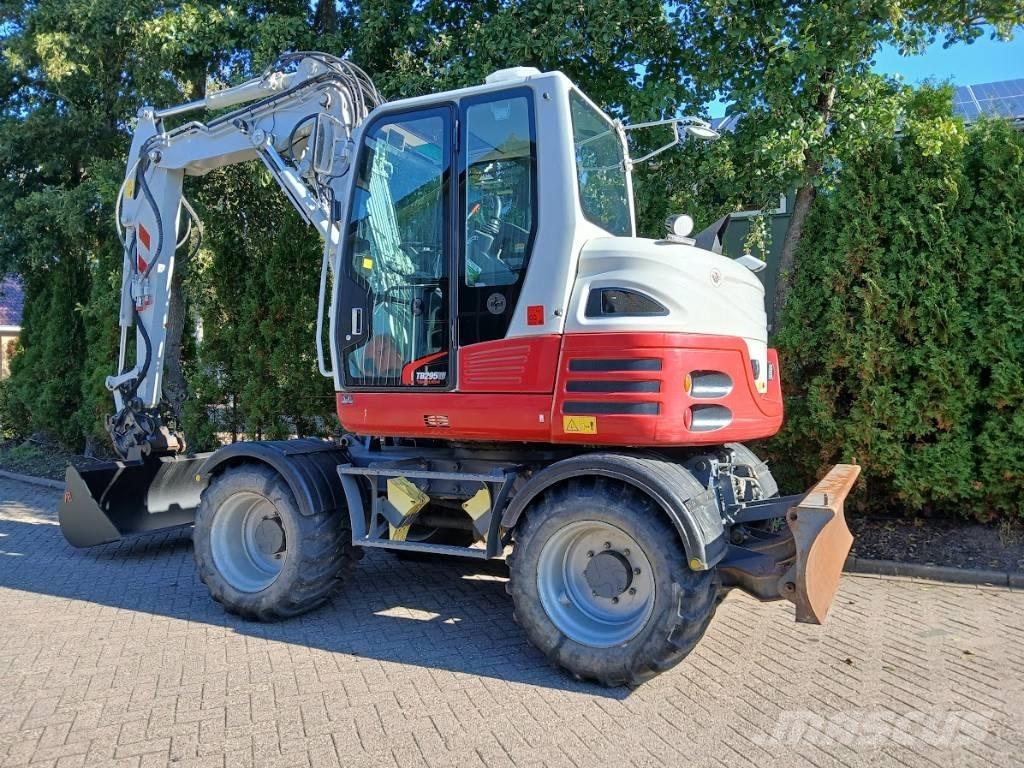 Takeuchi TB 295 W Excavatoare cu roti