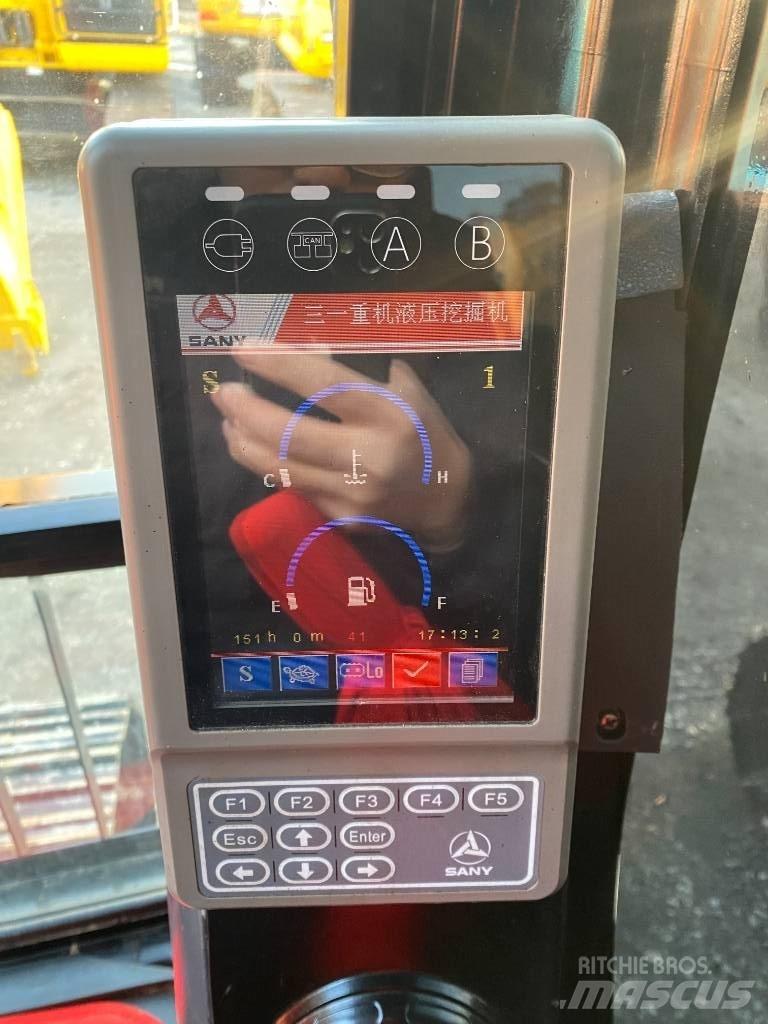 Sany 215C Excavatoare pe șenile
