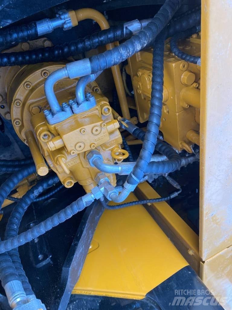 Sany 215C Excavatoare pe șenile
