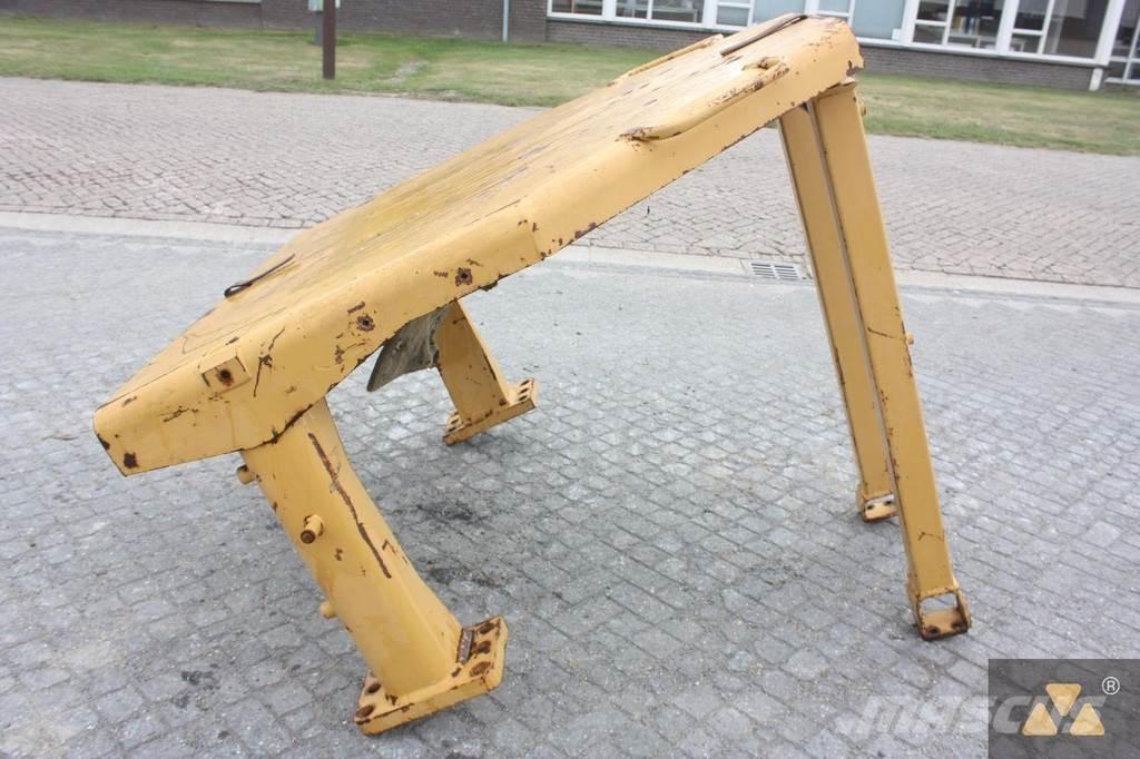 CAT D8N O-rops cab Cabine si interior