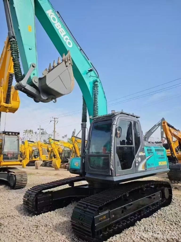 Kobelco SK 200 Excavatoare pe șenile
