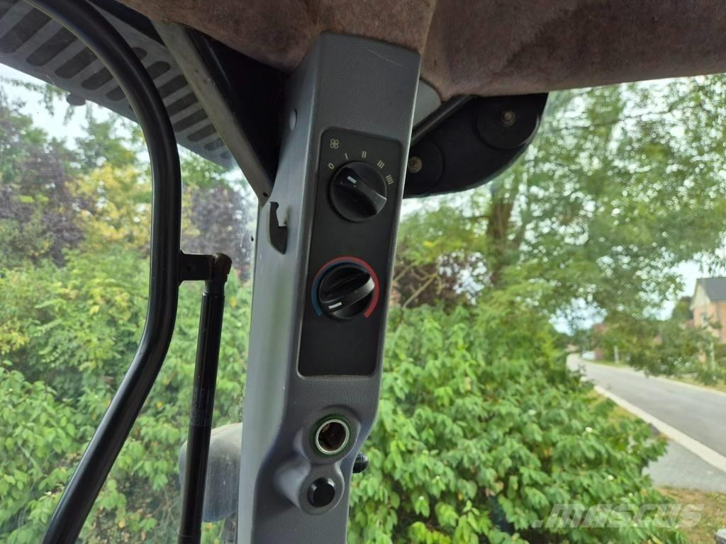 New Holland TS 100 A Tractoare