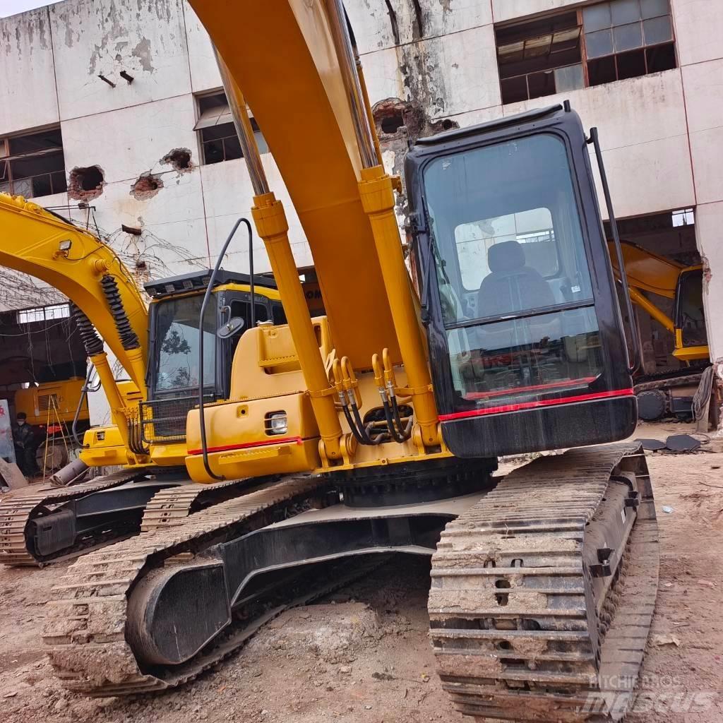 CAT 320 C L Excavatoare pe șenile
