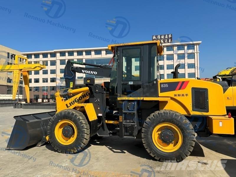 LiuGong CLG 835 Incarcator pe pneuri