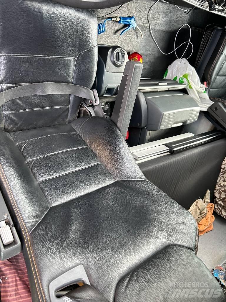 MAN TGX 18.480 XLX Autotractoare