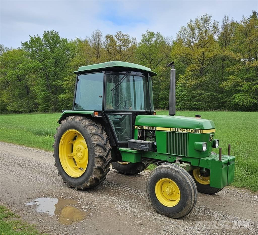 John Deere 2040 Tractoare